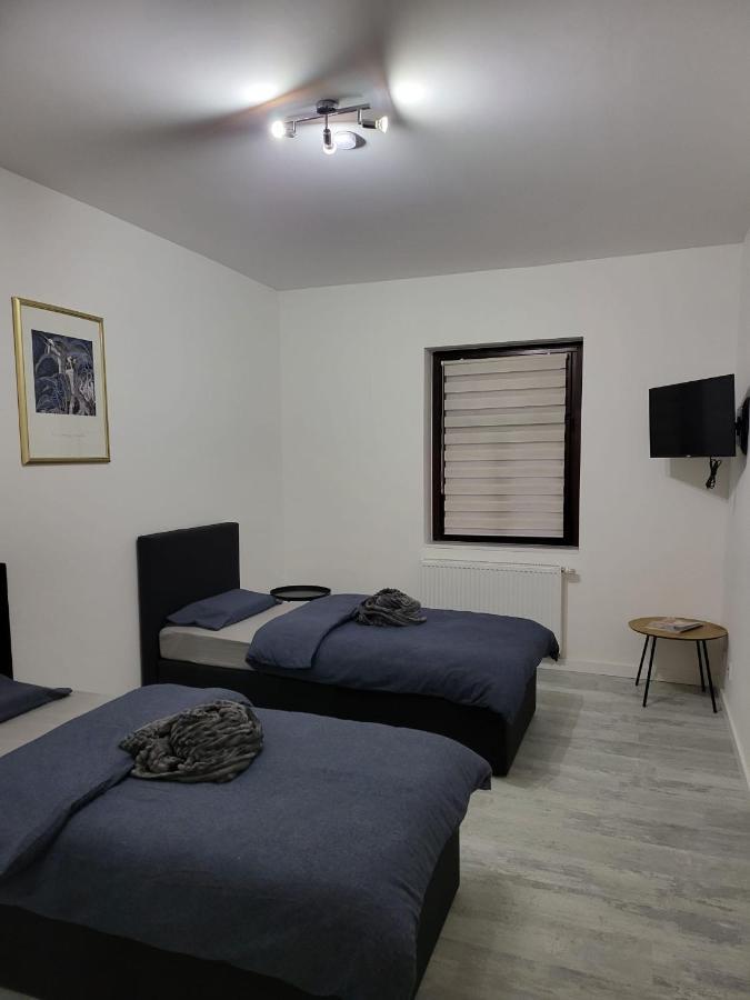 Place To Sleep - Kassel: Direkt An Der Uni 외부 사진