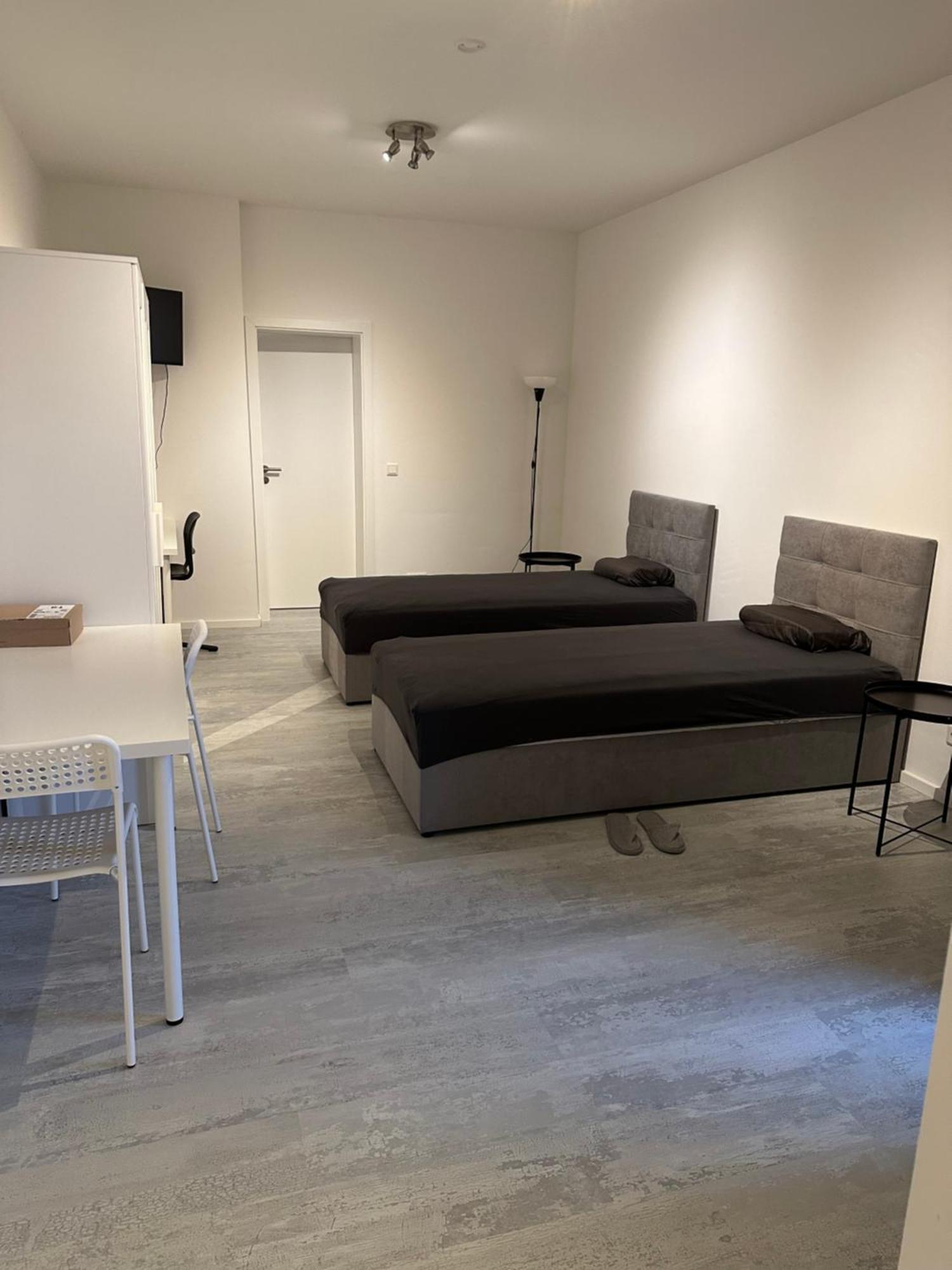 Place To Sleep - Kassel: Direkt An Der Uni 외부 사진